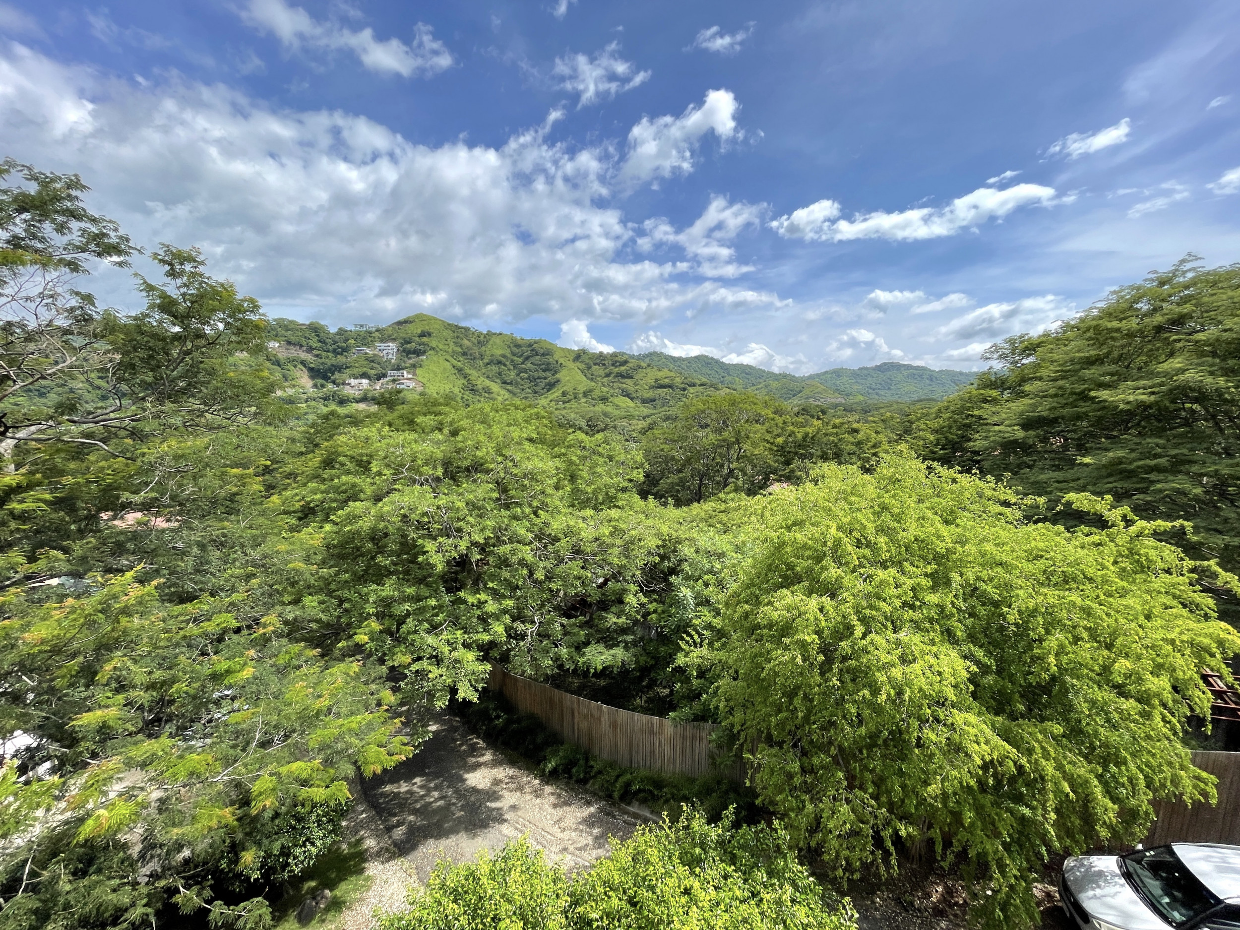 Luxury living near Playa del Coco and Ocotal