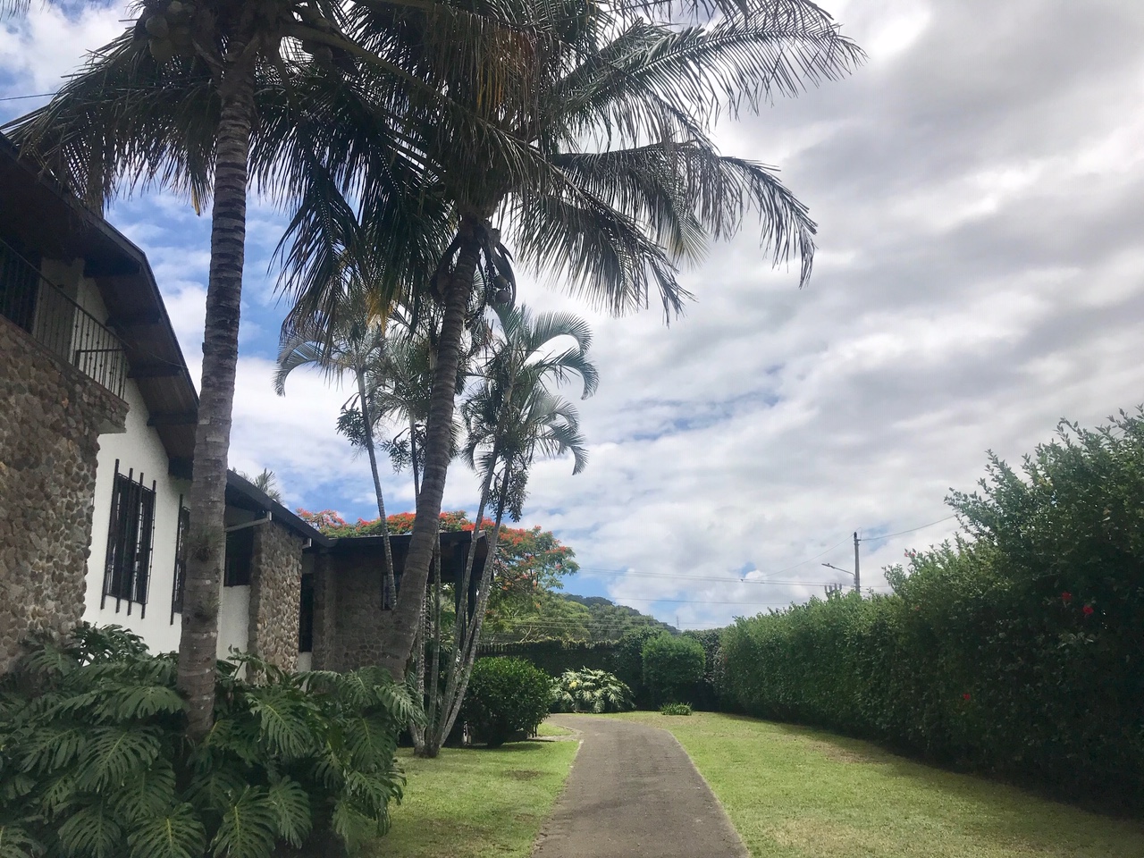 Independent House for Sale in San Antonio de Escazu.