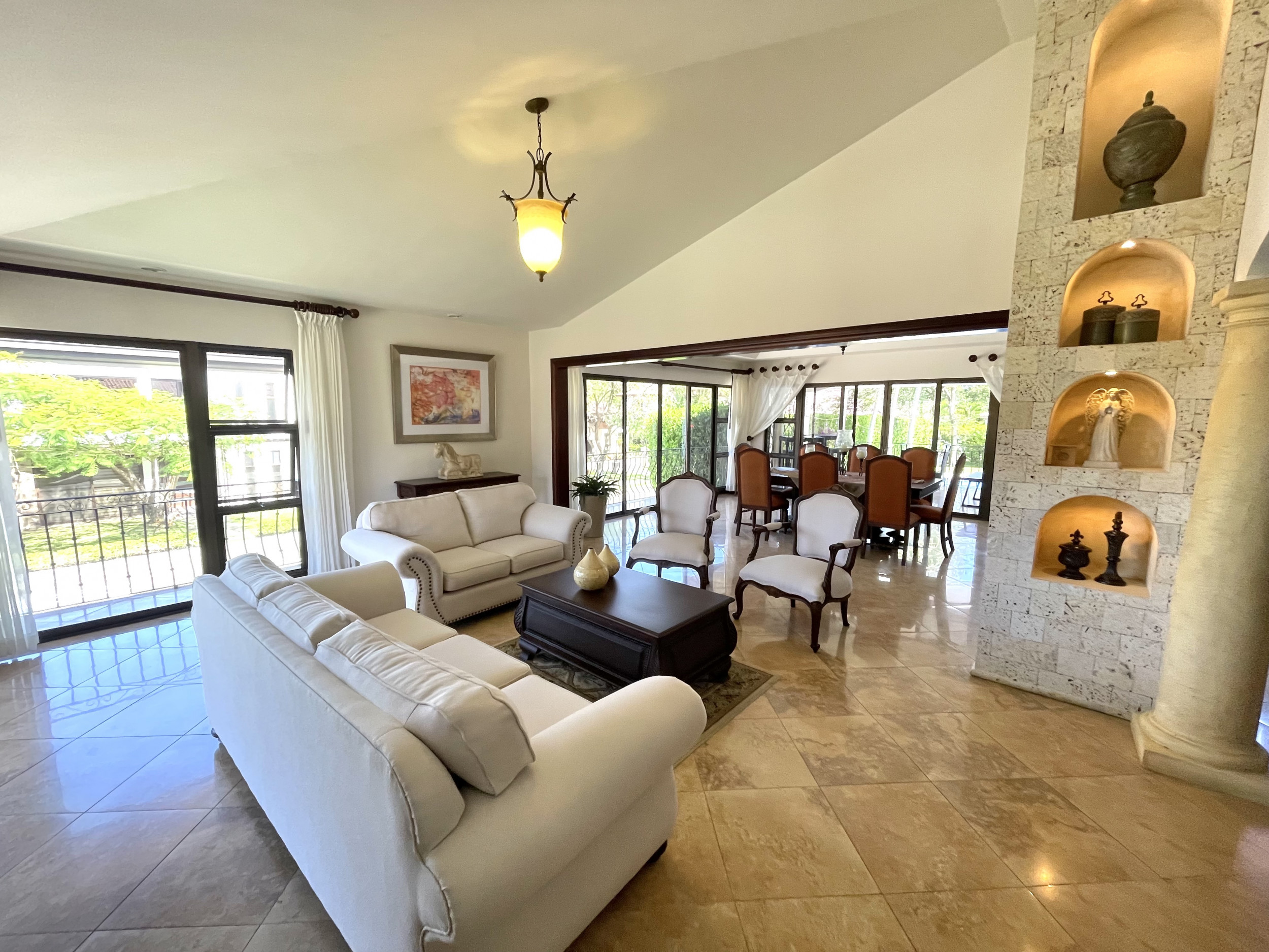 Luxury home for sale Alajuela, San Rafael close to Intel and Belen SOLD
