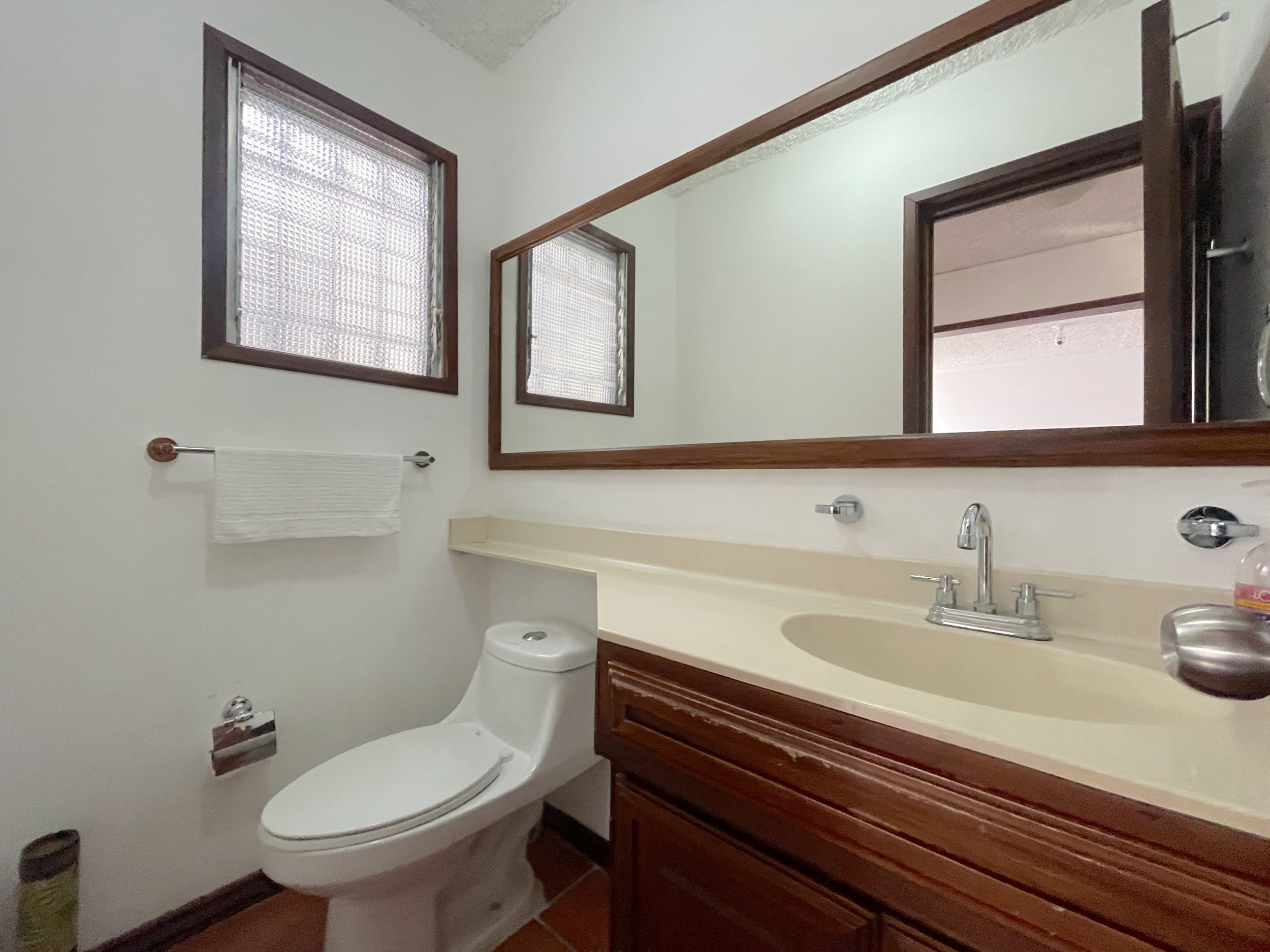 Charming Home in Gated Community: Ideal Living in Escazú's Trejos Montealegre SOLD