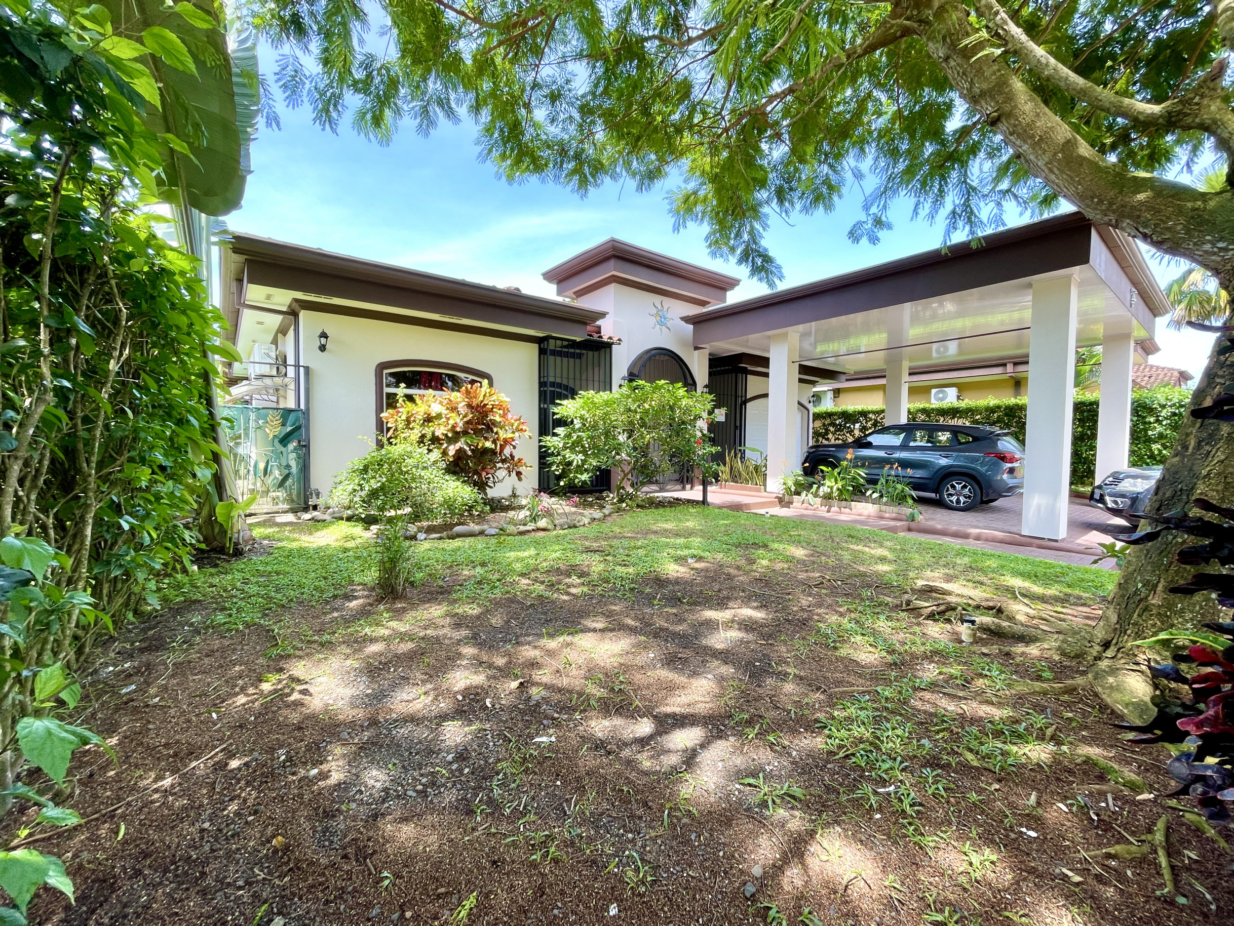 Luxury Living by Playa Bejuco: Exceptional 3-Bedroom Home with Pool Oasis SOLD