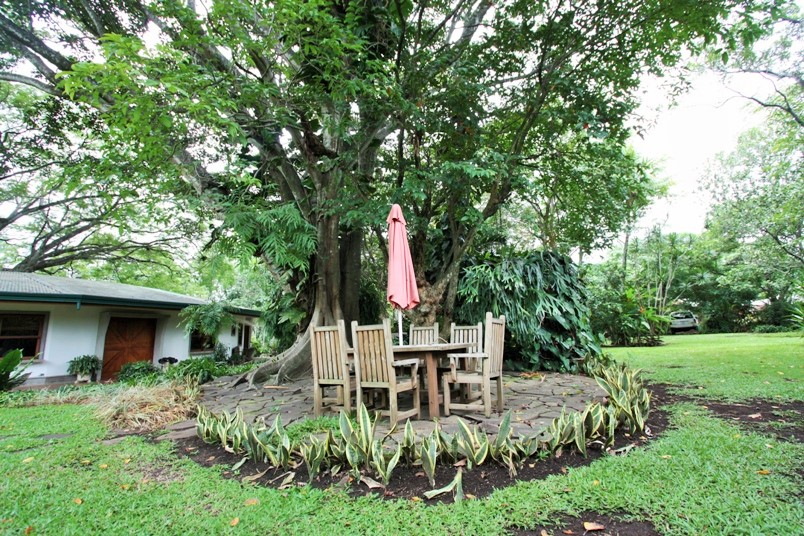 House for sale Santa Ana, in private gated community, Santa Ana, San José