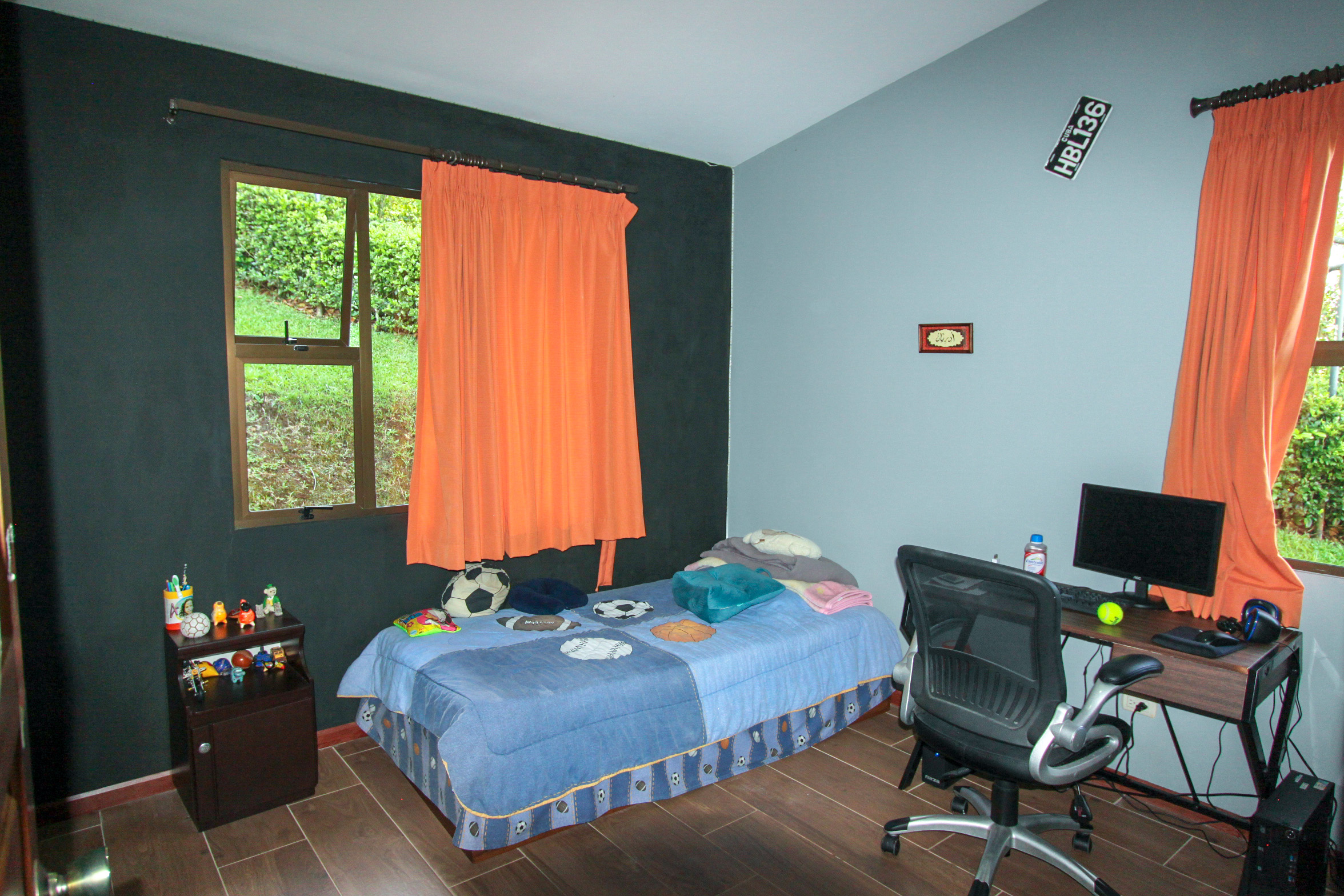 House for sale Ciudad Colon with panoramic views