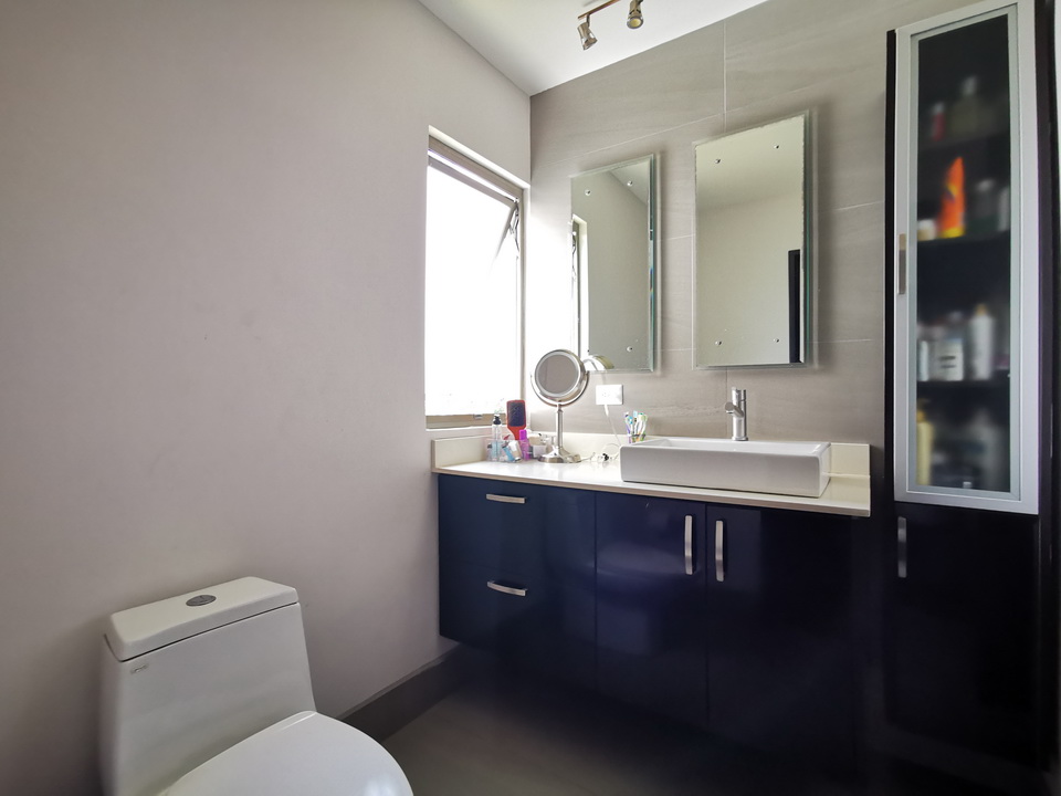 Spectacular Views and Modern Elegance: Impeccable Residence in San Antonio de Escazú SOLD