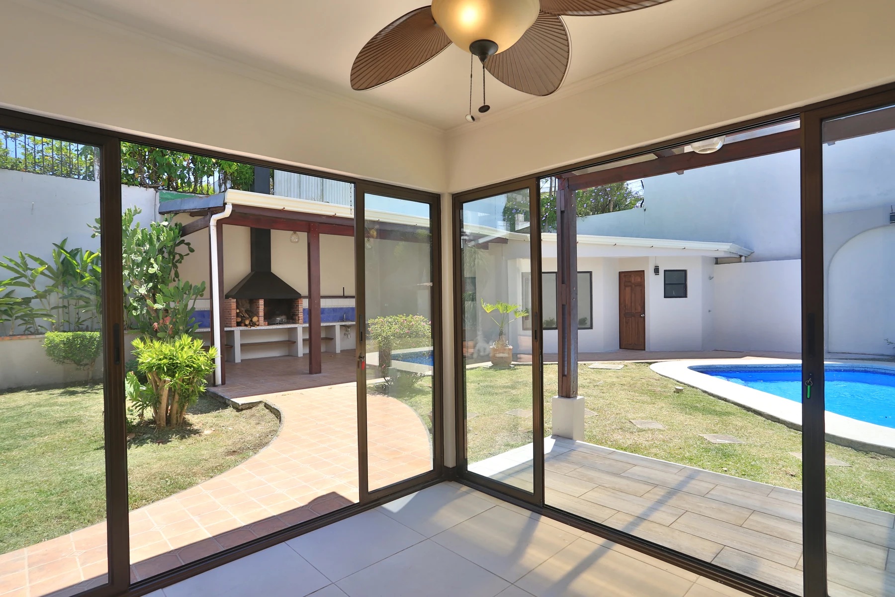 SOLD Escazu, Trejos Montealegre house for sale with pool, Escazu (canton), San José