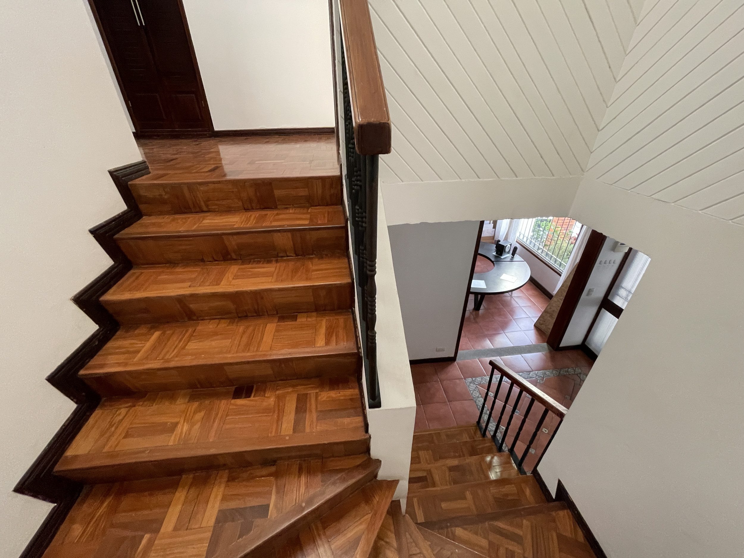 Charming Home in Gated Community: Ideal Living in Escazú's Trejos Montealegre SOLD