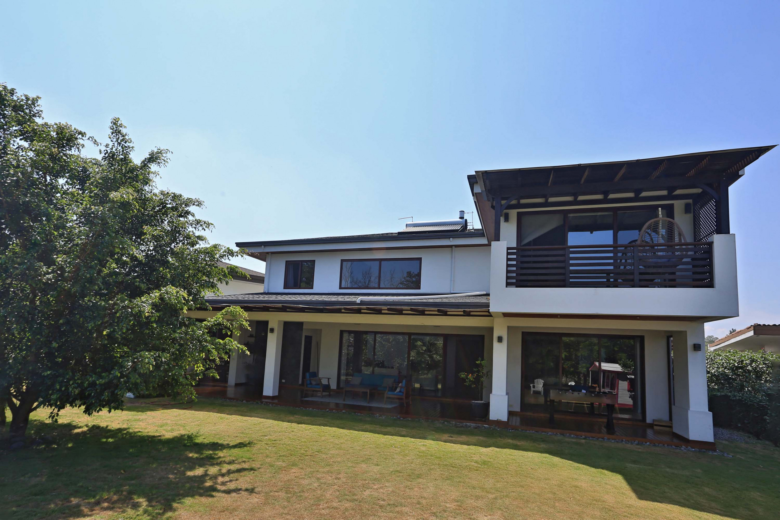 Contemporary House in Los Reyes, la Guacima for sale *SOLD*