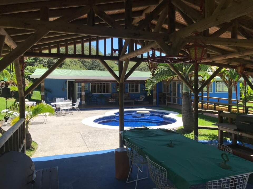 Country House in Pozos, Santa Ana