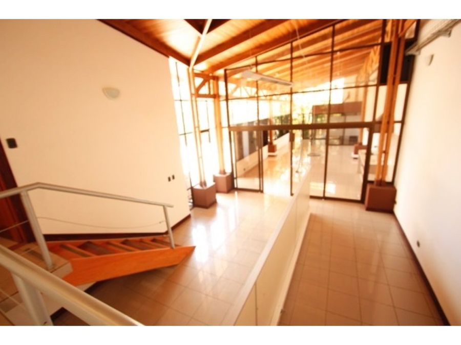 Spacious Two-Story Building in Prime San Pedro Location - Ideal for Business or Offices