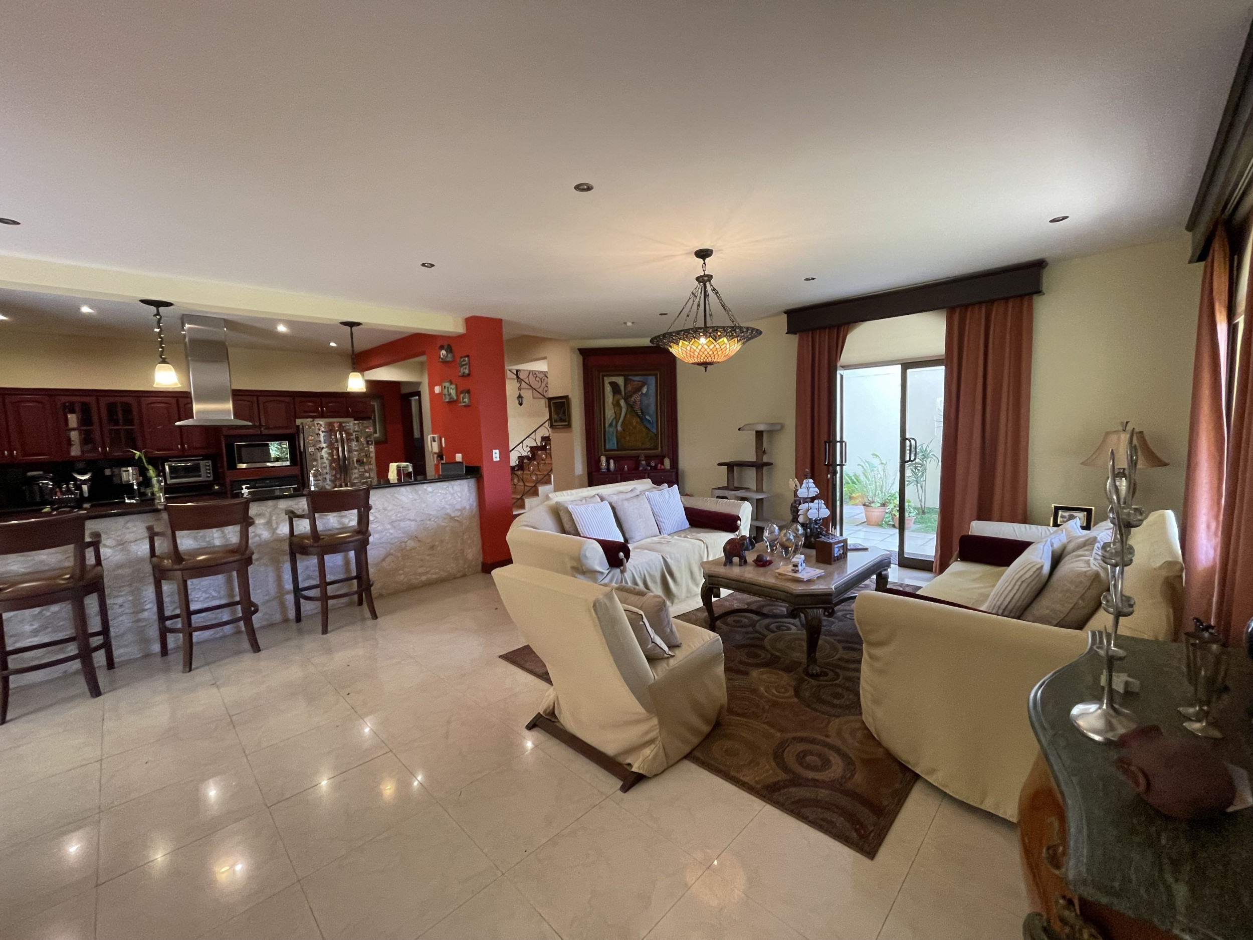 Elegant home for sale, Bosque de Doña Rosa, Cariari, Belen