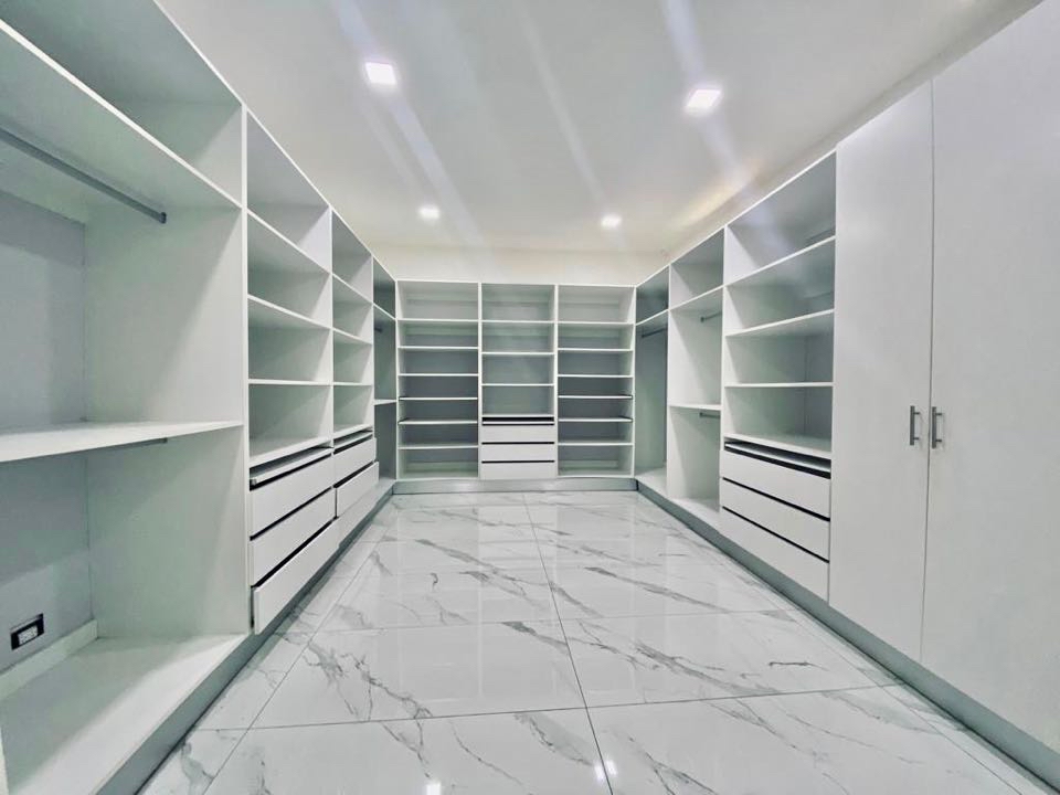 Luxurious Living at Residencial Los Reyes: Modern Single-Story Home SOLD
