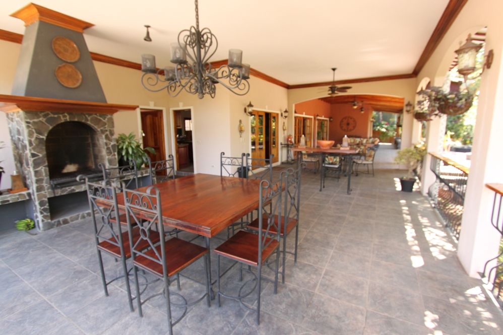 Exclusive Property with Two Houses in Gated Community: Brasil de Mora, Ciudad Colón
