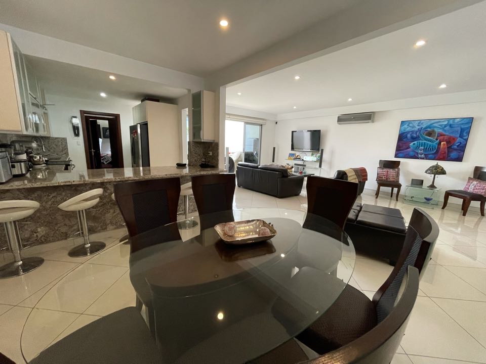 Modern Elegance: Contemporary House for Sale or Rent in Escazú Condominium