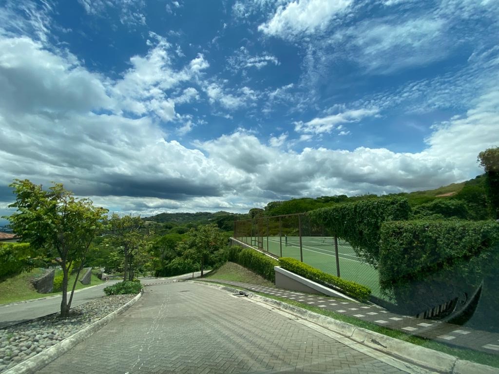 Luxury Living at Lomas del Valle Condominium