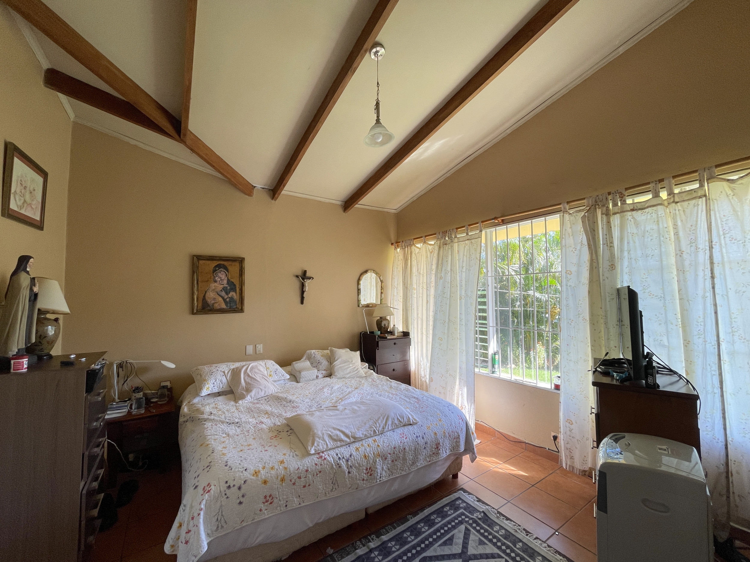 House in Alto Las Palomas single story with breathtaking Views and Lush Gardens SOLD