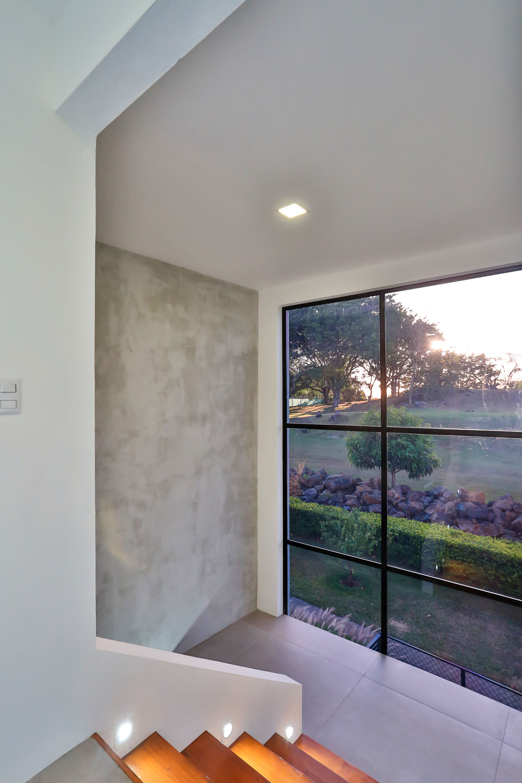 Modern Minimalist Gem for sale in Hacienda Los Reyes SOLD