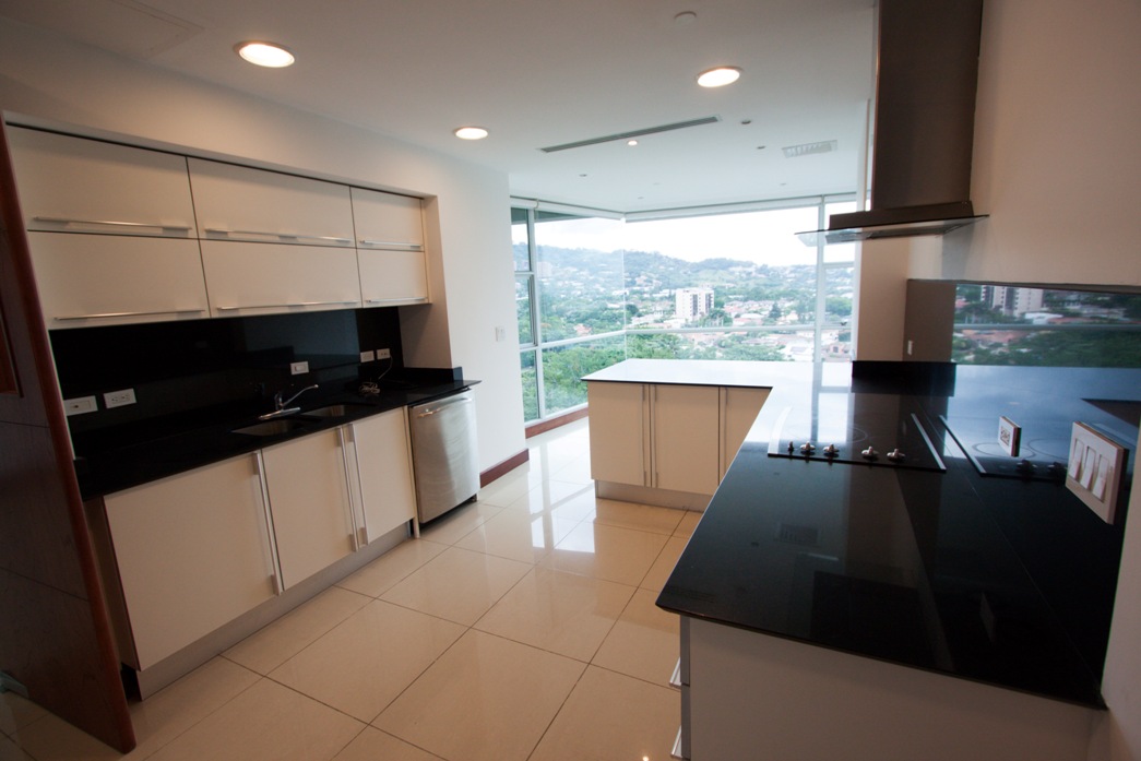 Luxurious Apartment Living in Central Park, Escazú: Exclusive Opportunity for Rent or Purchase