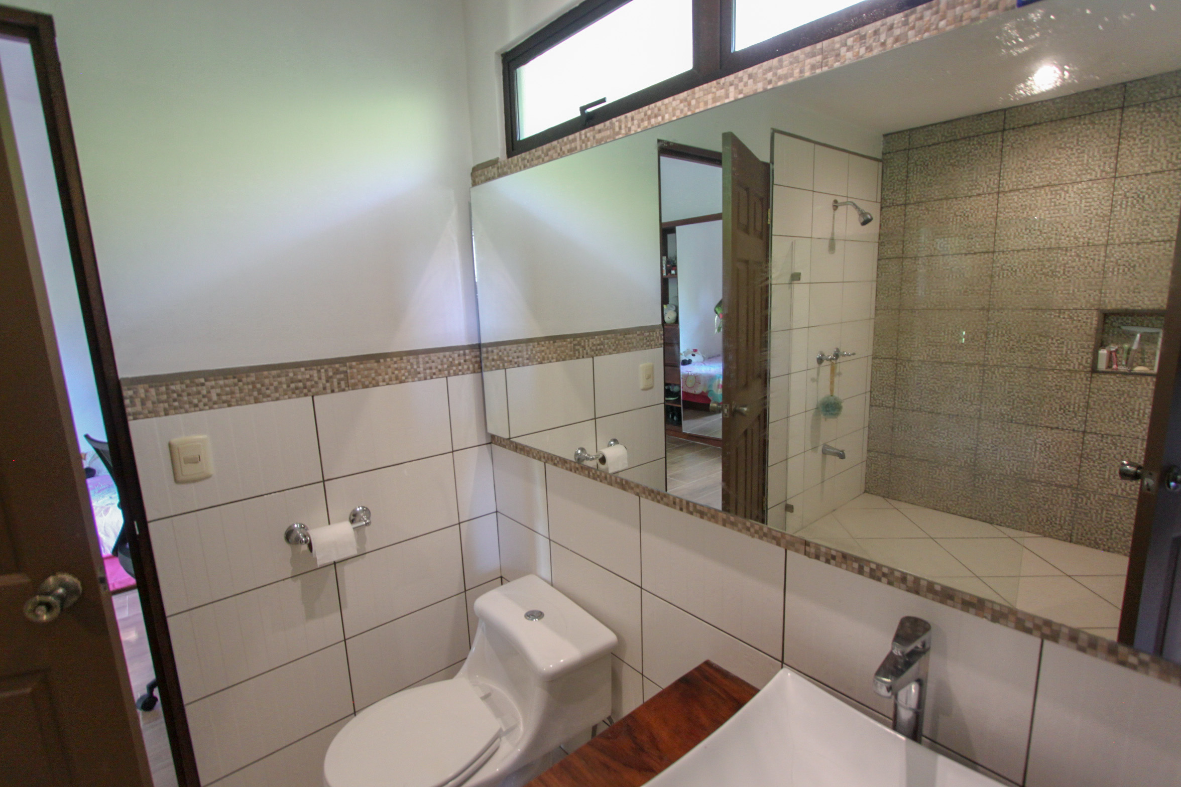 House for sale Ciudad Colon with panoramic views