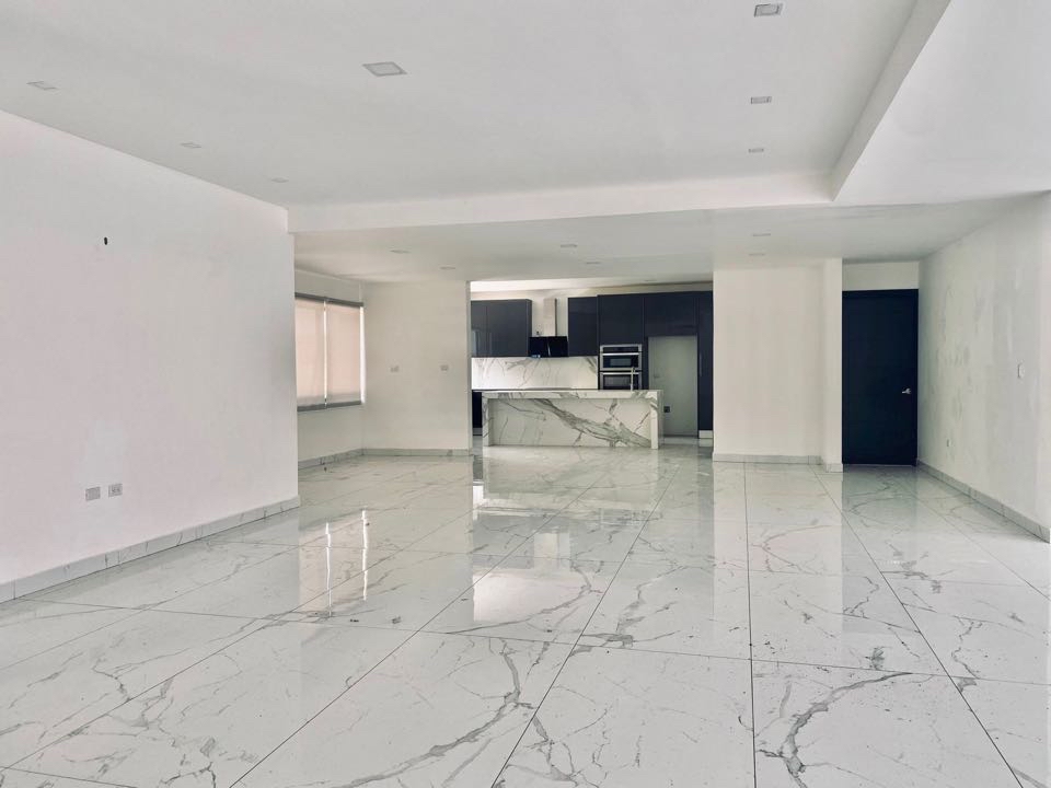 Luxurious Living at Residencial Los Reyes: Modern Single-Story Home SOLD