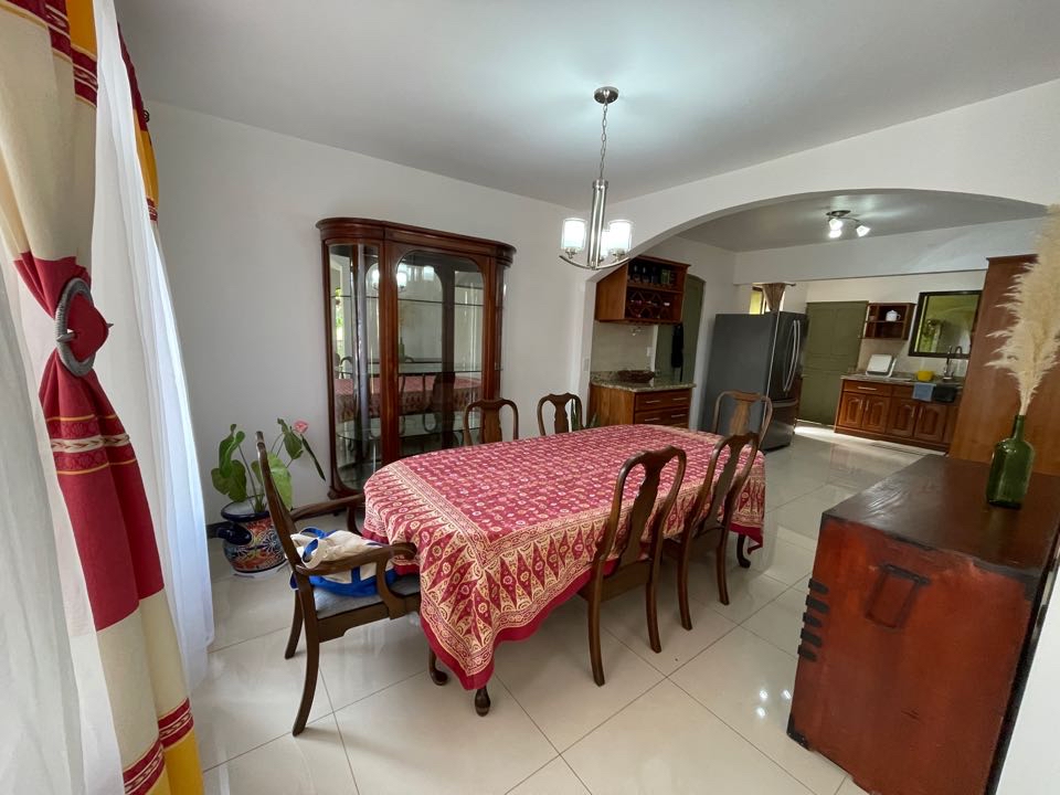 Dual Delight in Escazú: Two Homes on a Spacious Lot in San Antonio