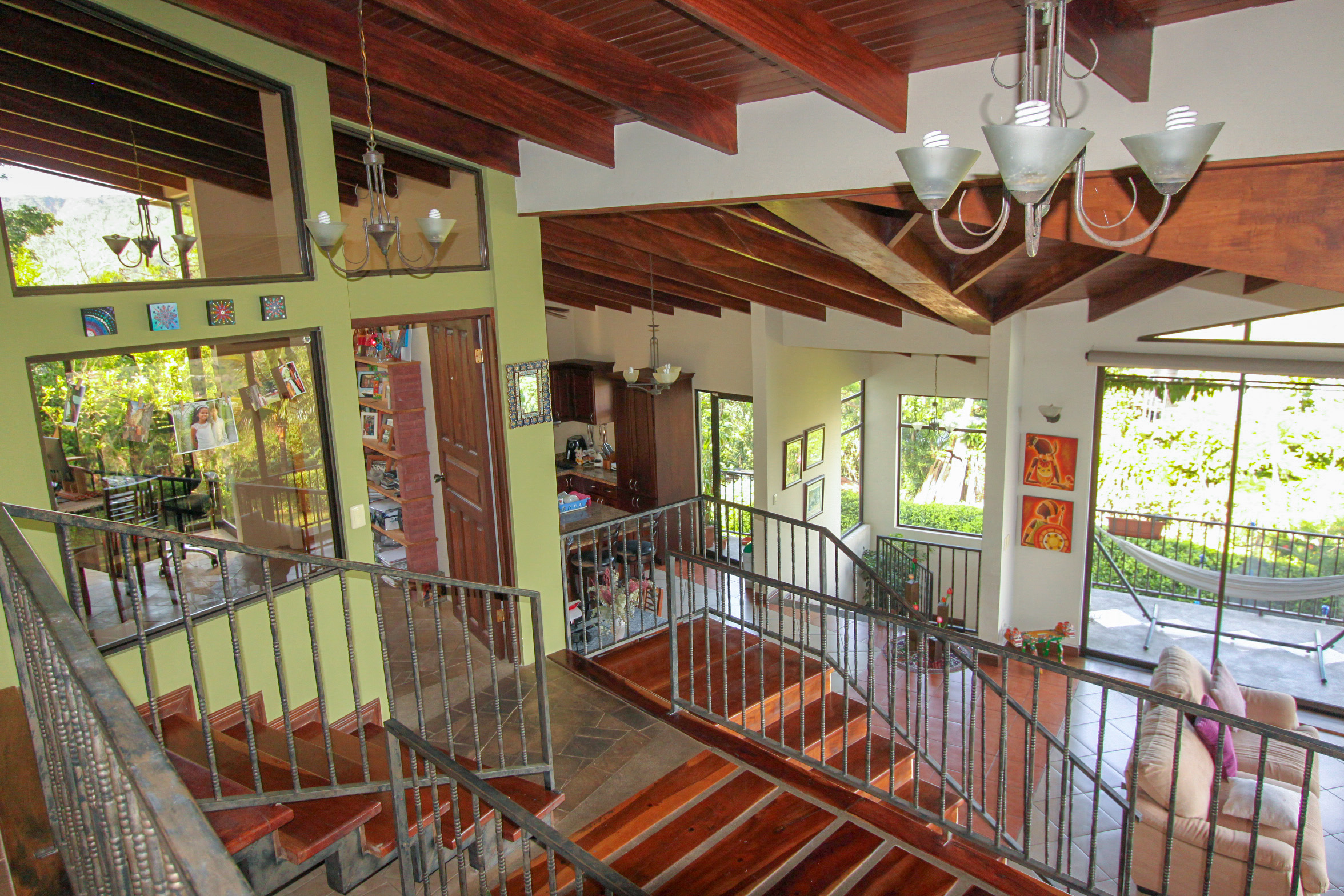 House for sale Ciudad Colon with panoramic views