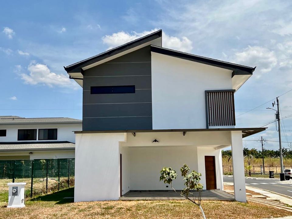 Brand New *Approved Bank Financing* available for Sale