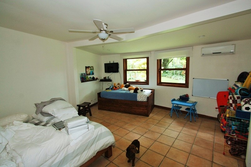 House for sale Santa Ana, in private gated community, Santa Ana, San José