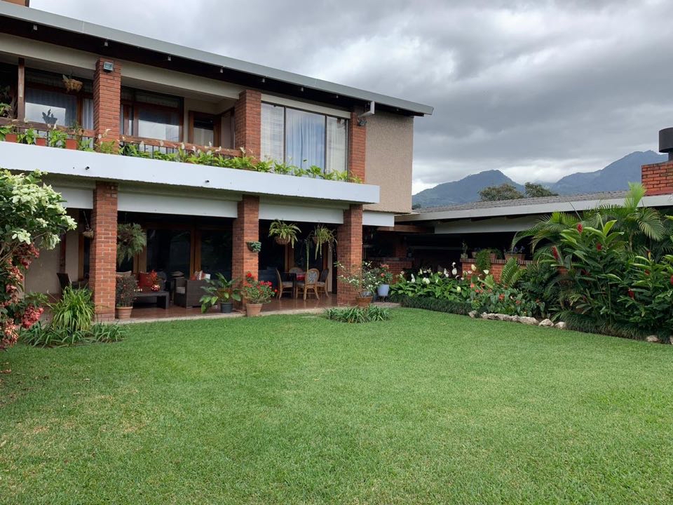 Exceptional Escazú Living: Elegant 3-Bedroom Home with Expansive Gardens and Premium Amenities in Trejos Montealegre SOLD