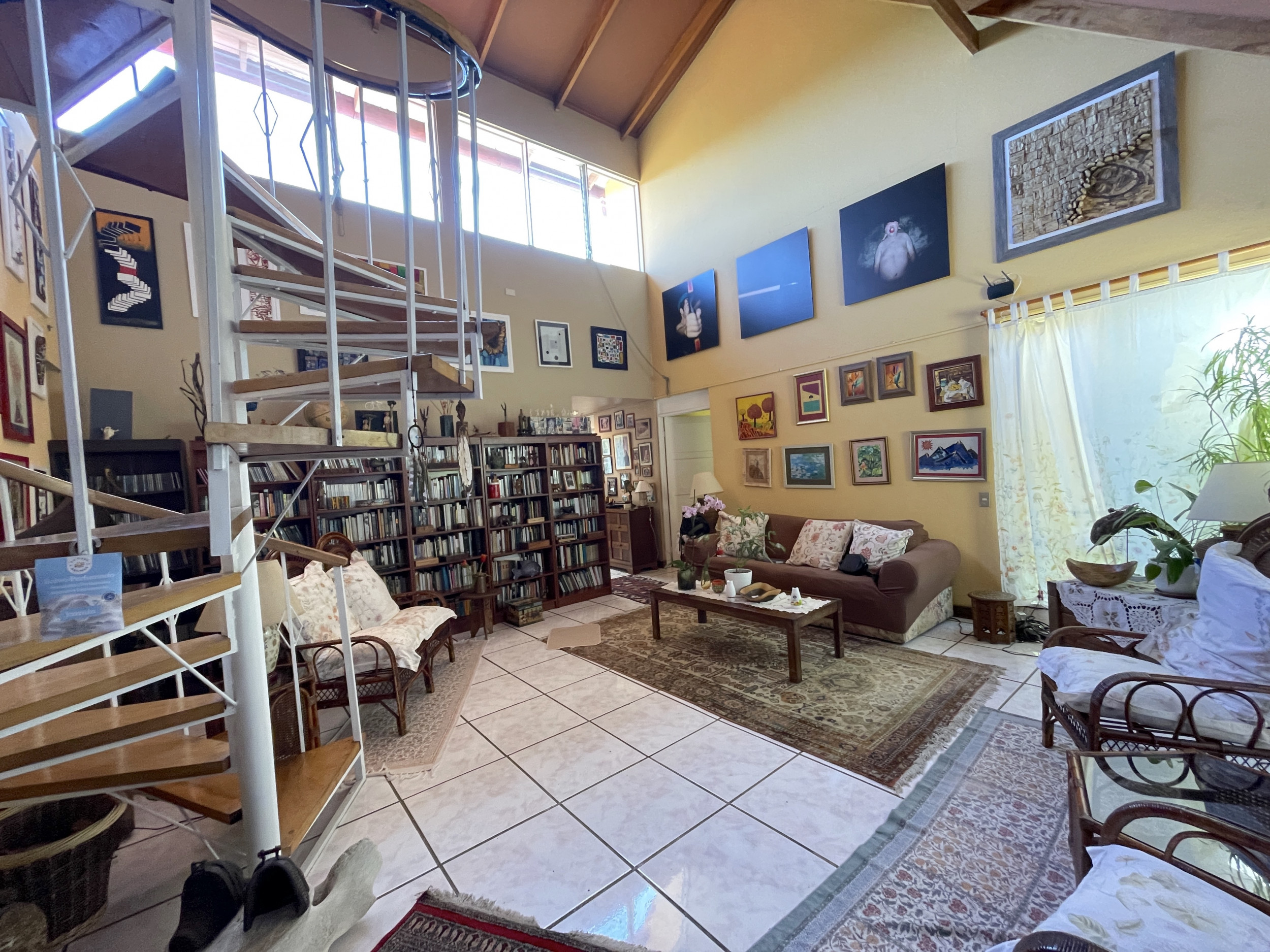 House in Alto Las Palomas single story with breathtaking Views and Lush Gardens SOLD