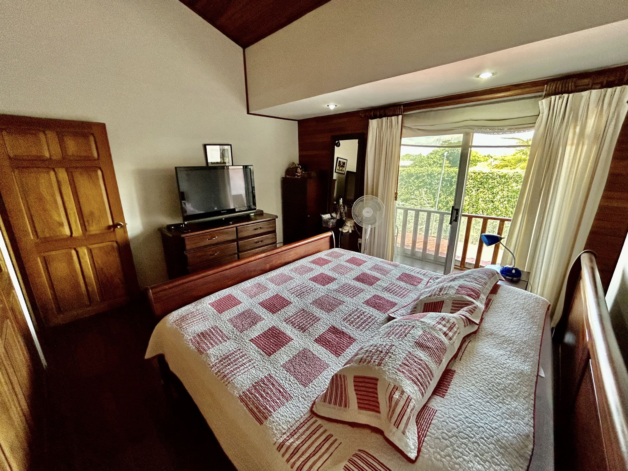 Charming Independent Home for Sale in Brasil de Mora, Ciudad Colón SOLD