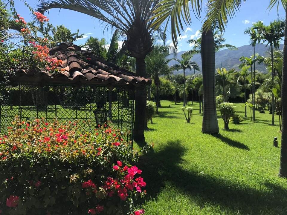 Country House in Pozos, Santa Ana