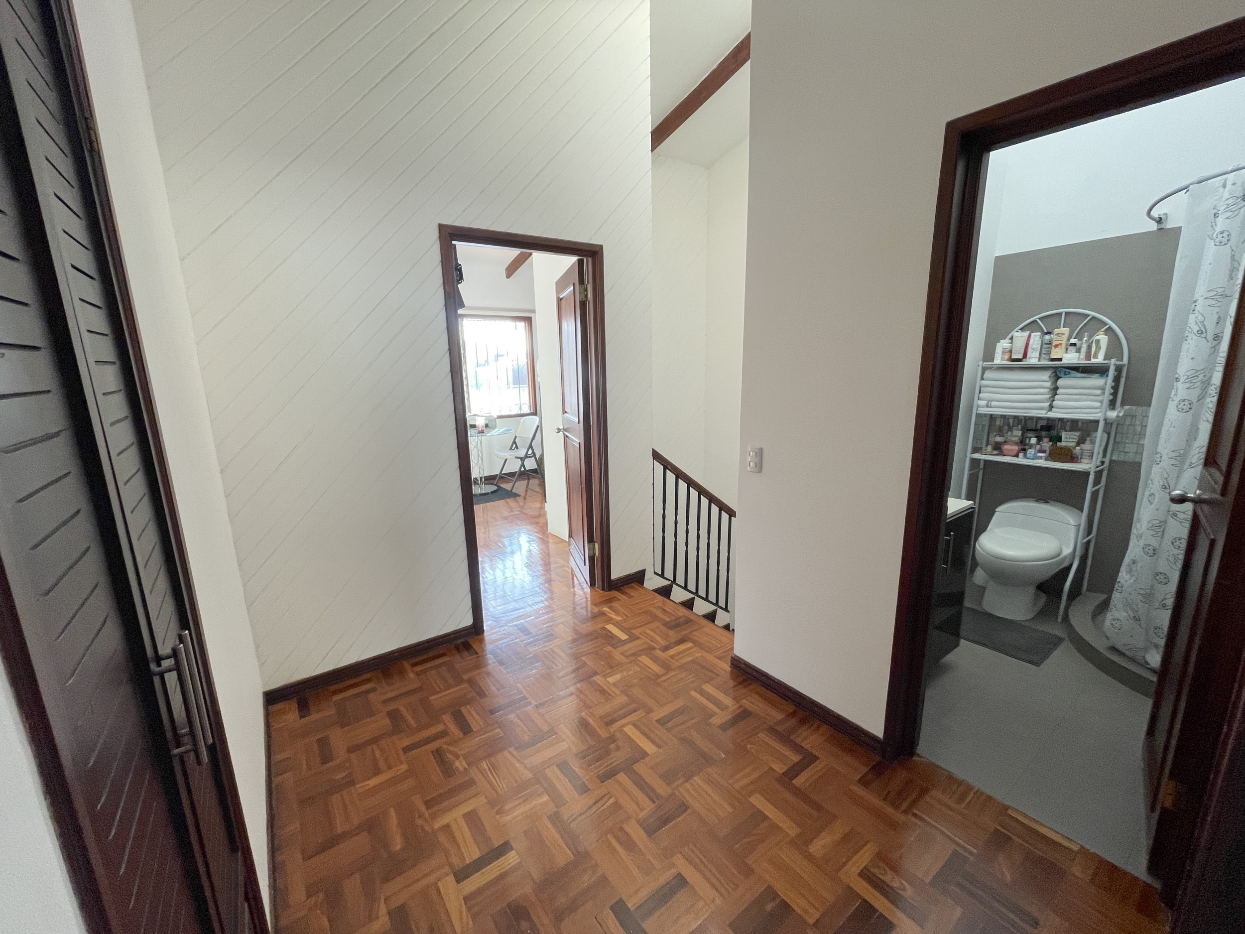 Charming Home in Gated Community: Ideal Living in Escazú's Trejos Montealegre SOLD