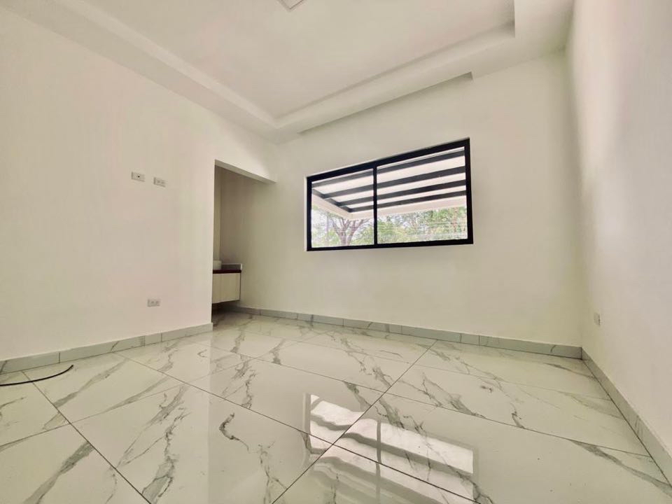 Luxurious Living at Residencial Los Reyes: Modern Single-Story Home SOLD