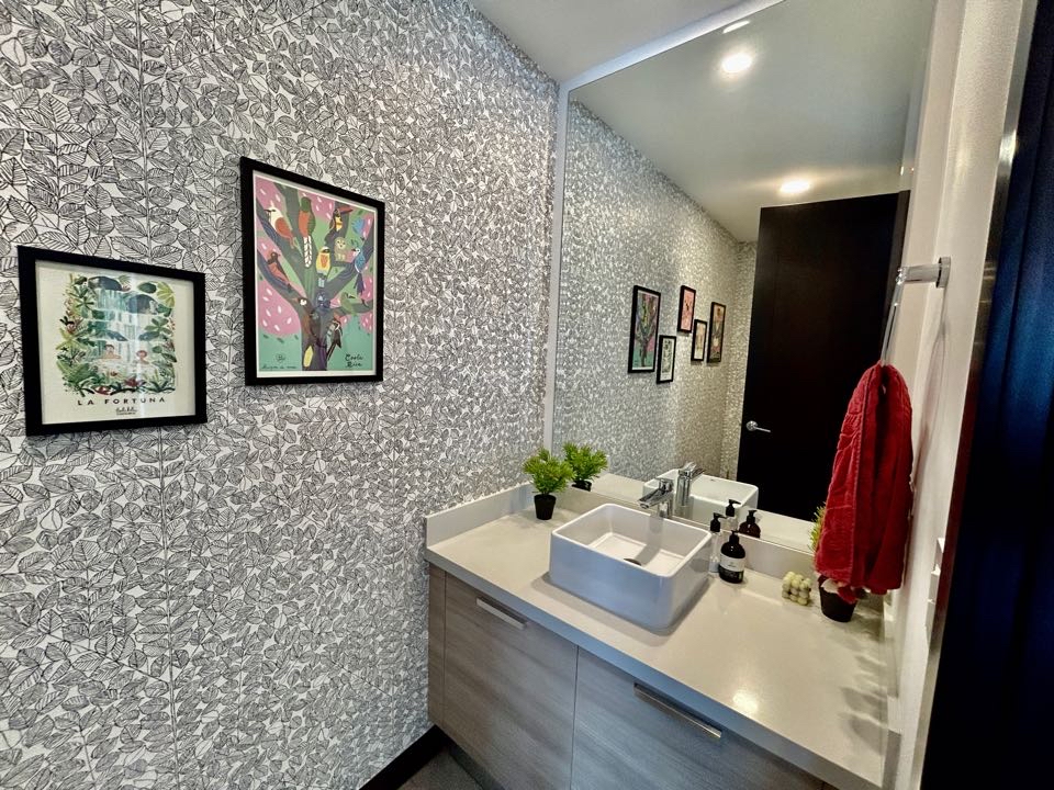 Luxury penthouse for sale in Guachipelin 203, Escazu