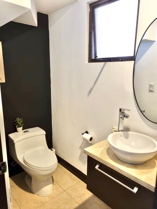 Spacious and Elegant Home for Sale in Santa Ana Hills: Modern Design, Amenities, and Security SOLD