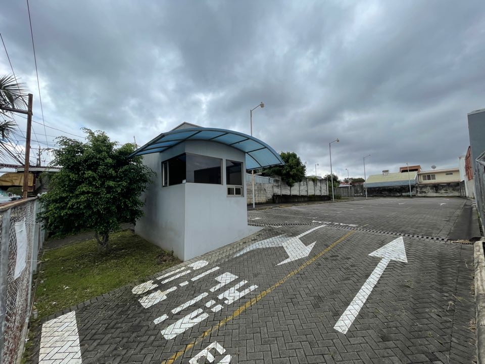 Prime Commercial Lot for Sale in San Joaquin de Flores, Heredia - Ideal for Multi-Story Development SOLD
