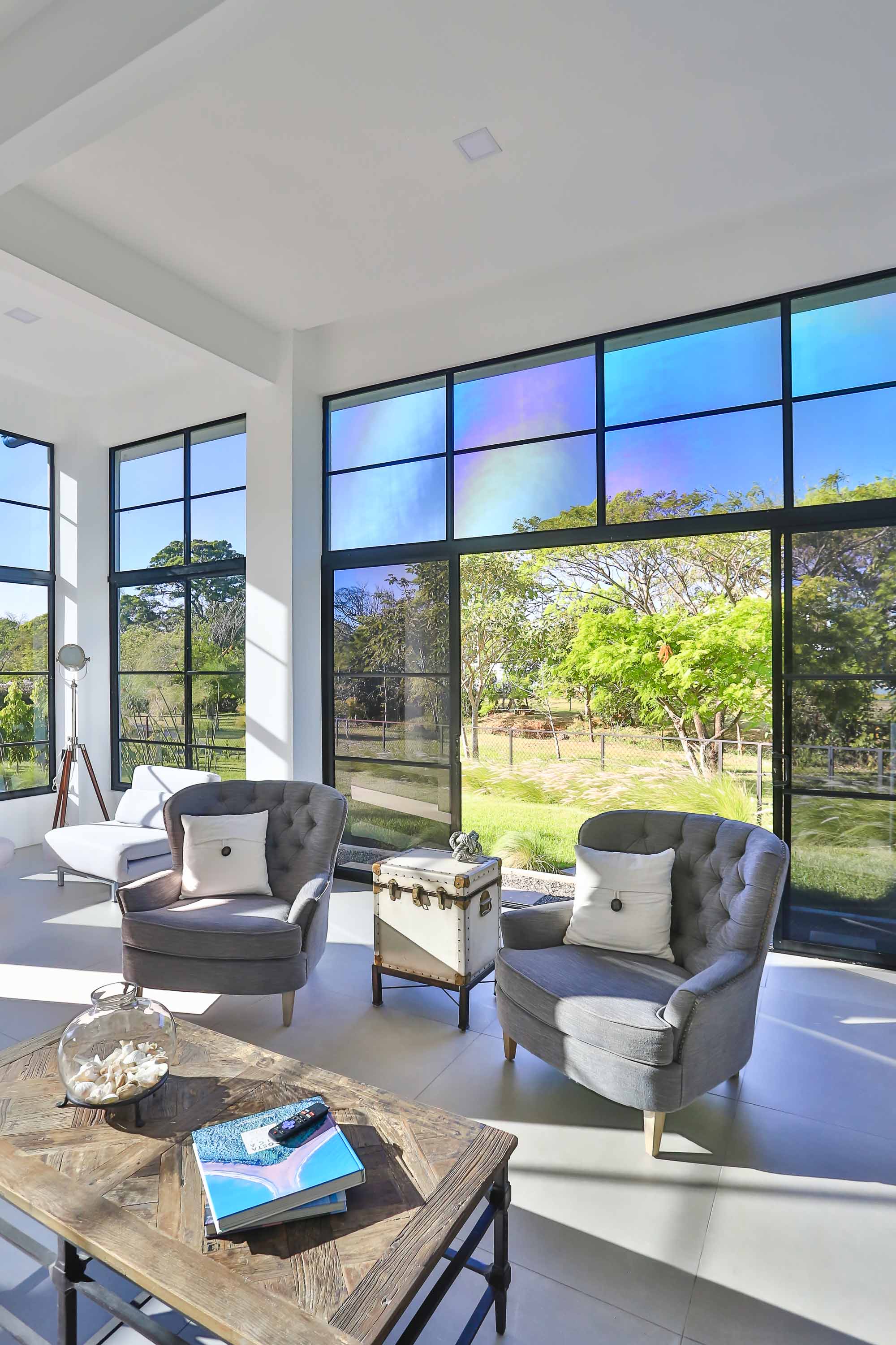 Modern Minimalist Gem for sale in Hacienda Los Reyes SOLD