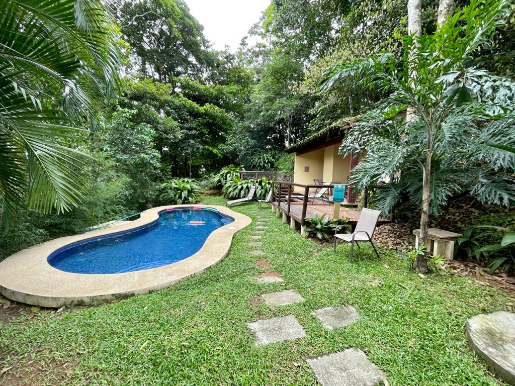 House for sale in a gated community in Brasil de Mora