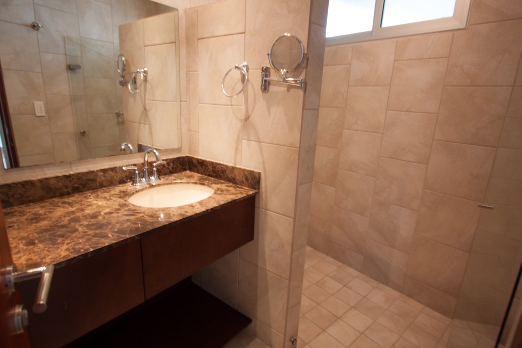 Luxurious Apartment Living in Central Park, Escazú: Exclusive Opportunity for Rent or Purchase