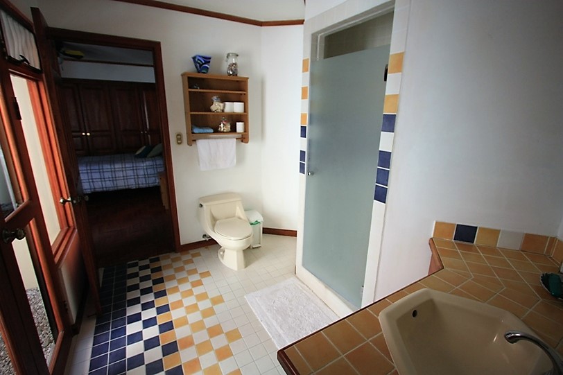 One story house for sale in gated community Santa Ana SOLD