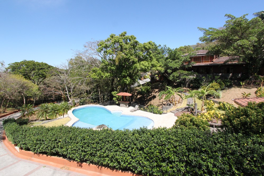 Exclusive Property with Two Houses in Gated Community: Brasil de Mora, Ciudad Colón